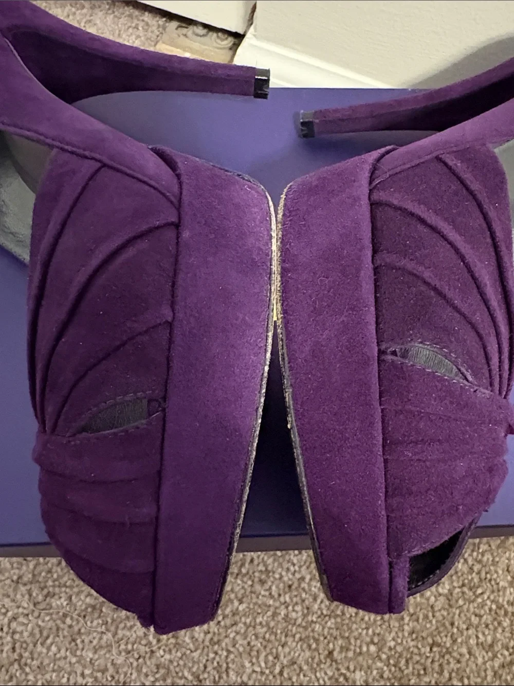 Stuart Weitzman Eggplant Purple Suede Peep-Toe Heels Women 8 - Picture 9 of 13